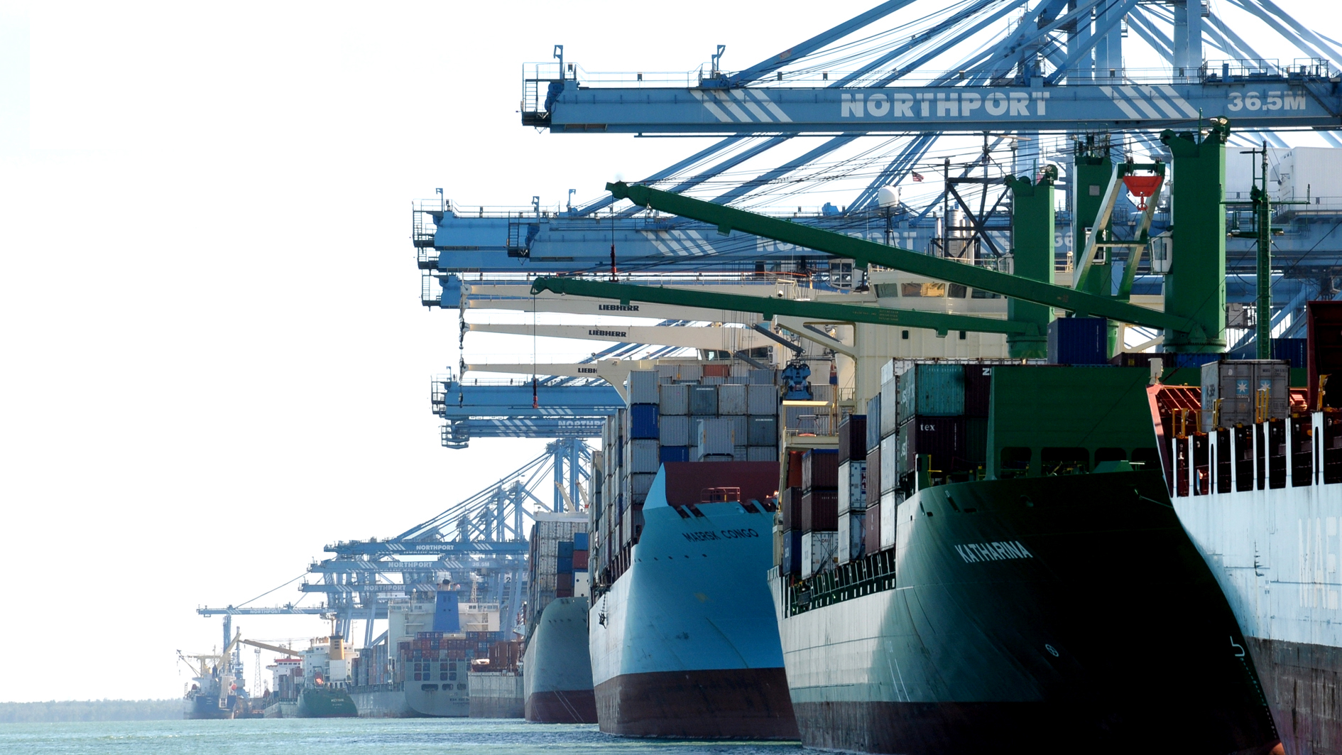 Read more about the article MMC PORT HOLDINGS SDN BHD (FORMERLY KNOWN AS MMC VENTURES SDN BHD) (“MMC PORT” OR “OFFEROR”) – UNCONDITIONAL TAKE-OVER OFFER BY MMC PORT THROUGH RHB INVESTMENT BANK BERHAD TO ACQUIRE ALL THE REMAINING ORDINARY SHARES OF RM1.00 EACH IN NCB HOLDINGS BHD (“NCB”) NOT ALREADY OWNED BY THE OFFEROR (“OFFER SHARES”) FOR A CASH OFFER PRICE OF RM 4.40 PER OFFER SHARE (“OFFER”)