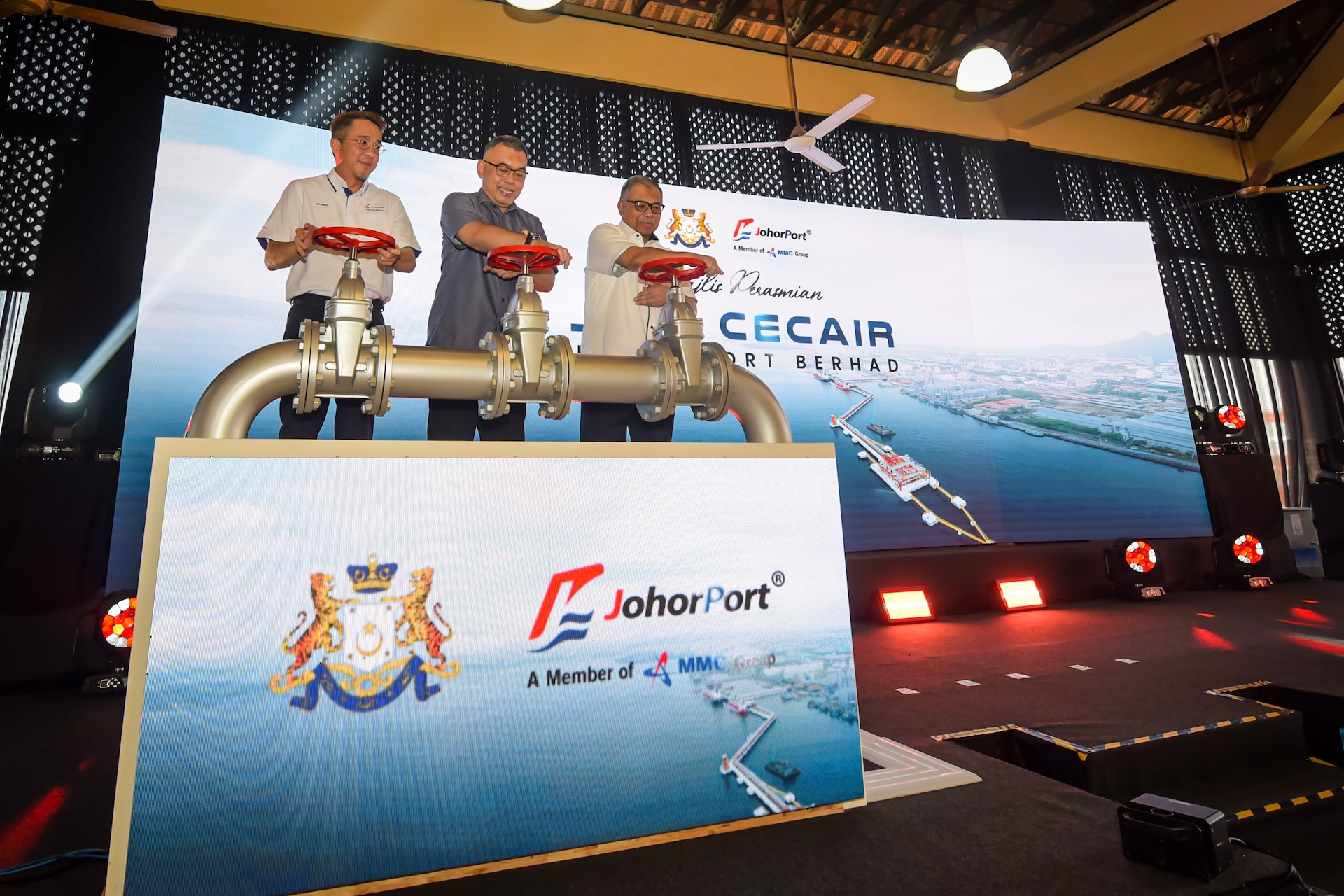 Read more about the article JOHOR PORT INVESTS RM140 MILLION IN LIQUID JETTY EXPANSION