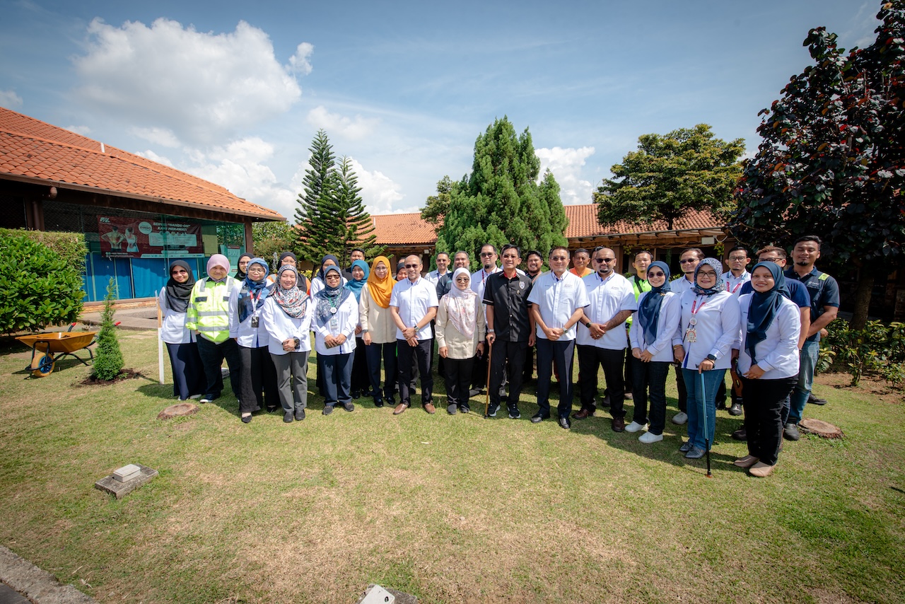 PIC3_081025 – Johor Port Compost Project PIC3_081025 - Johor Port Compost Project