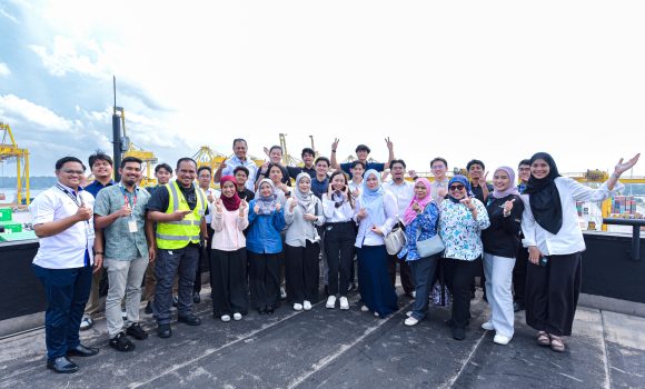050826 - Johor Port_AMR_6096