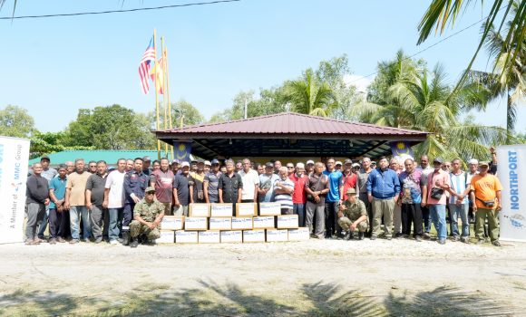 170326 - Northport CSR Raya 4