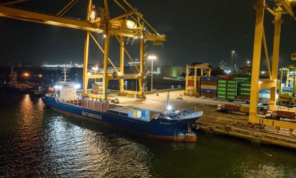 Johor Port Batam 2_IMG_3698.jpg
